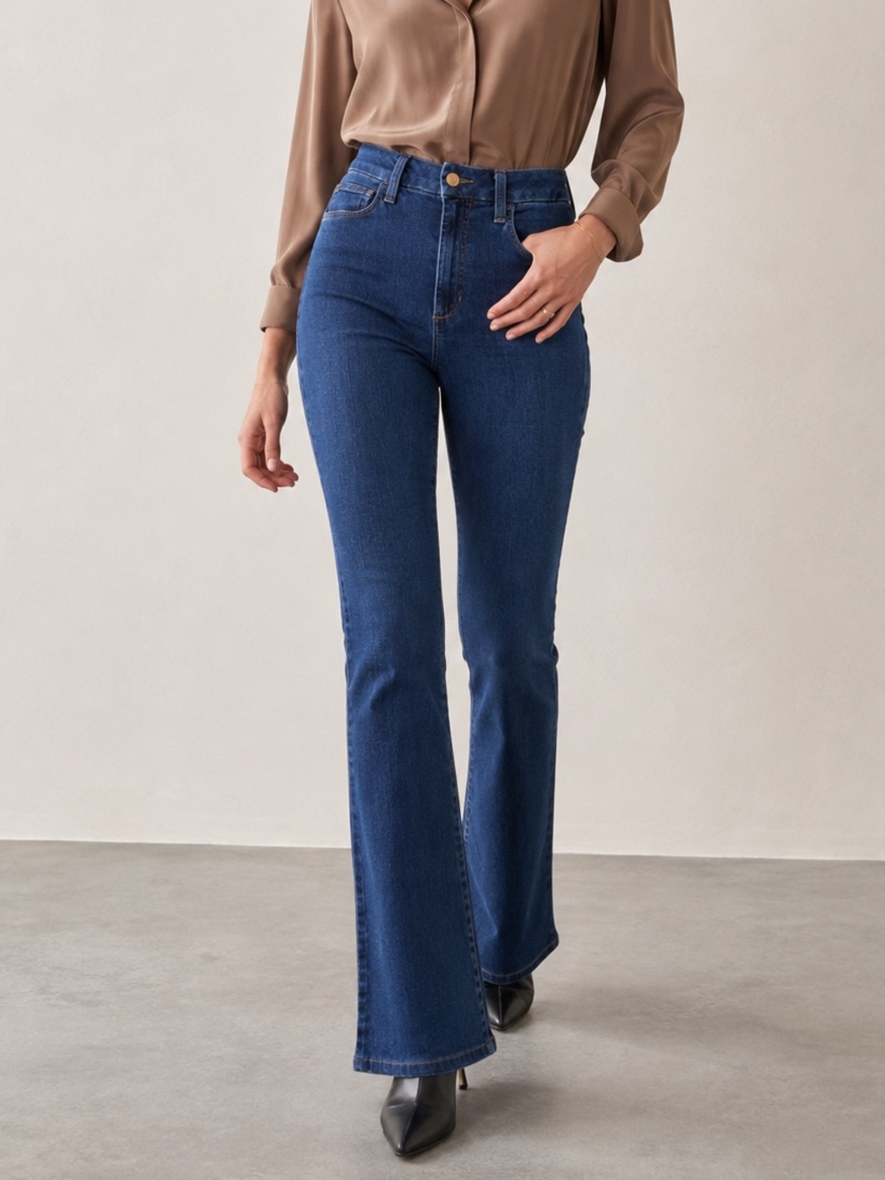 Joe's Jeans Hi Honey Curvy Bootcut Jeans Thunderbird Dark Blue Wash 27